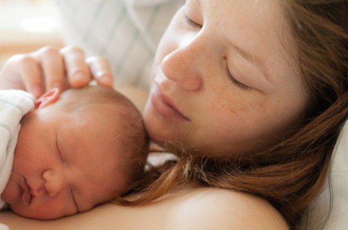 Lullabies are healing for babies, study says