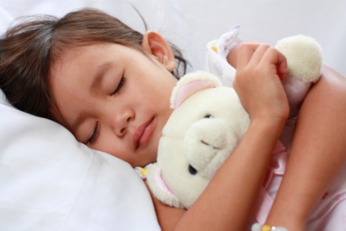 Kids eat better with more Zzz’s