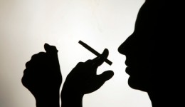 Kick the smoking habit, better mental health?