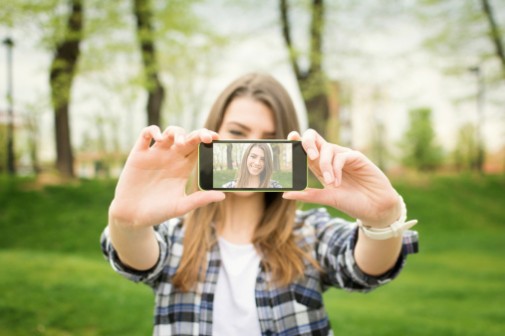 Are selfies leading to cosmetic surgery?