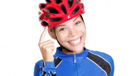 Bike sharing programs lack key safety feature: Helmets