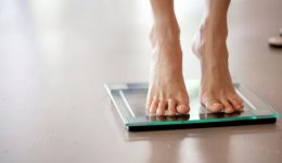 Do you know the risks of losing weight too quickly?