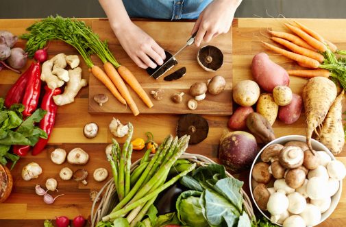 5 ways to fight cancer in the kitchen
