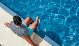 Can pools damage your skin?