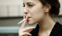 Lung cancer on the rise for women smokers