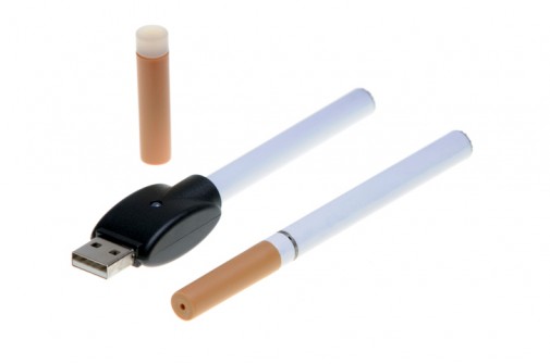 More people puffing e-cigarettes