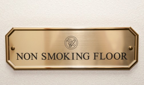 Non-smoking hotel rooms expose guests to health dangers