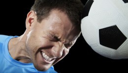Soccer players who frequently ‘head’ the ball may be hurting their brain