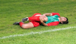More sleep could mean fewer injuries for teen athletes