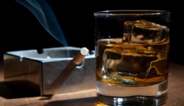 Smoking and drinking a bad combo for mental health, study says