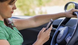 90 percent of parents drive distracted