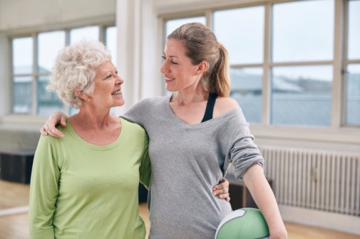 How a medicine ball can improve balance in older adults