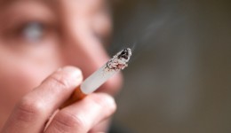 Smoking increases death risk for colon cancer survivors