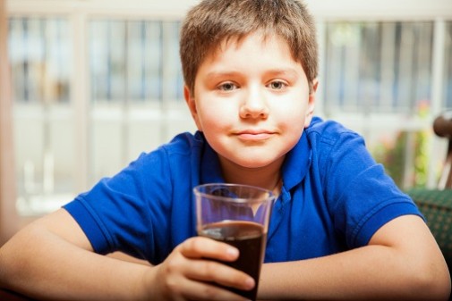 Kids of divorced parents guzzle more soda