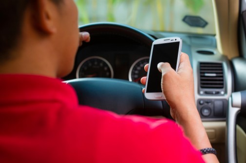 Phone apps reduce distracted driving among teens