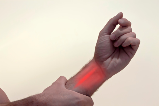 3 signs itâs time to see a doctor for carpal tunnel syndrome