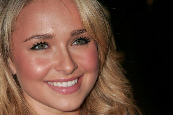 hayden panettiere light brown hair