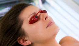 Skin cancer rates rising in young women