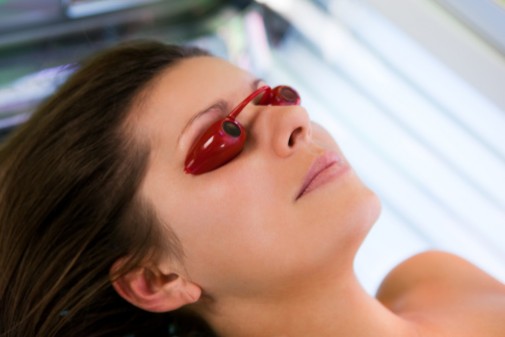 Skin cancer rates rising in young women