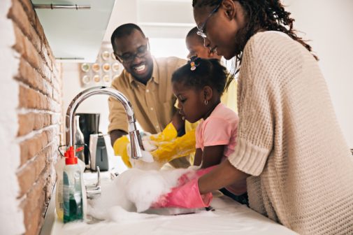 People with clean homes do these three things