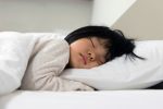 Can early bed times for kids prevent weight gain later?