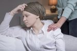 What to say – and not say – to a friend who has breast cancer?