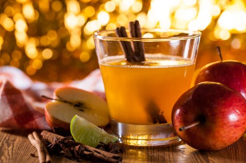 Infographic: Benefits of apple cider vinegar
