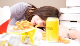 Not getting enough sleep? This is how many extra calories you may be eating
