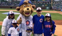 Gallery: Advocate Children’s Hospital kids present World Series ring to Clark the Cub
