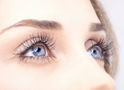 13 habits that are detrimental to your eyes