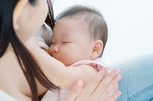 10 things you should know about breastfeeding