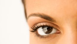 8 signs you need to see your eye doctor
