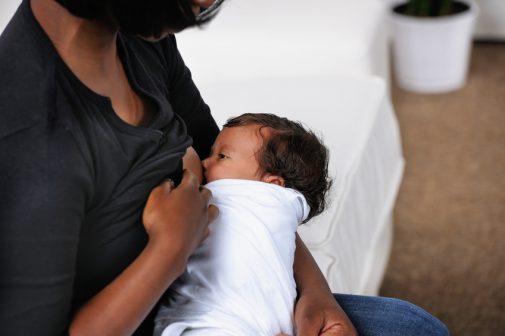 4 breastfeeding misconceptions debunked
