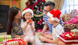 Simple tips to be present and truly enjoy the holidays