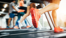 Running outside or on a treadmill: Which is better?