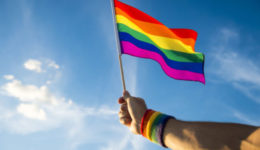 La pandemia presenta nuevos desafíos para la comunidad LGBTQ