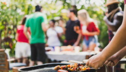 Labor Day get together? Don’t make these hosting mistakes.