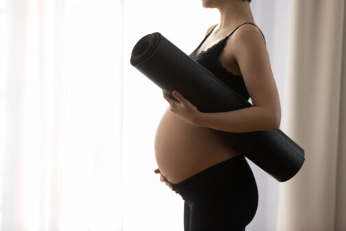 Should you hit the gym while pregnant?