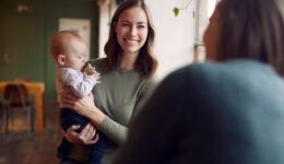 What to expect from a breastfeeding support group