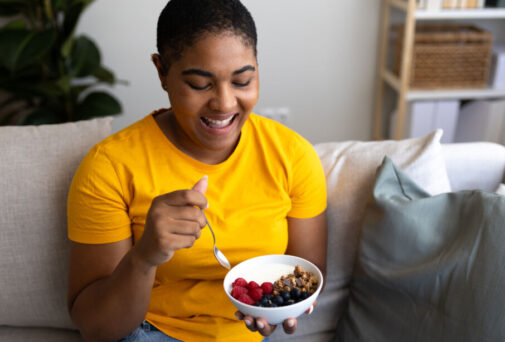 Fiber versus probiotics: Which is better for your gut health?