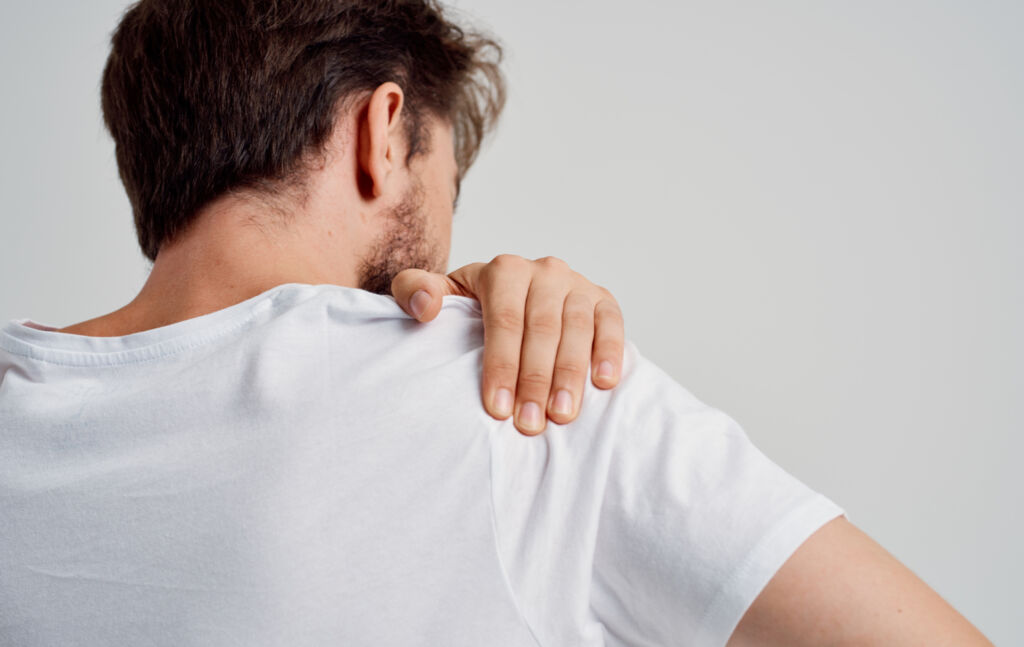 Separated vs. dislocated shoulder: Which is worse?