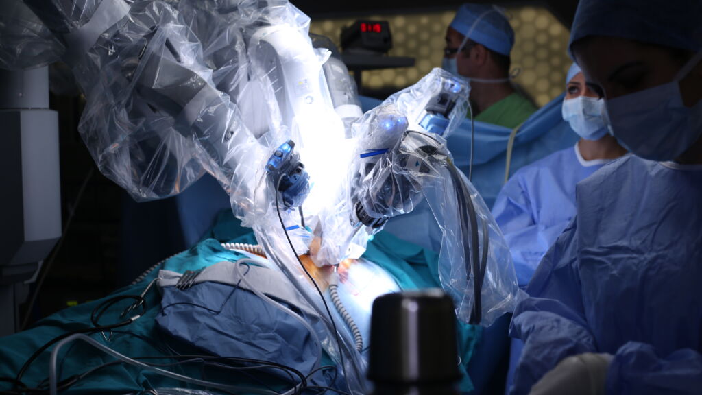 How robotics are helping to treat a common heart problem
